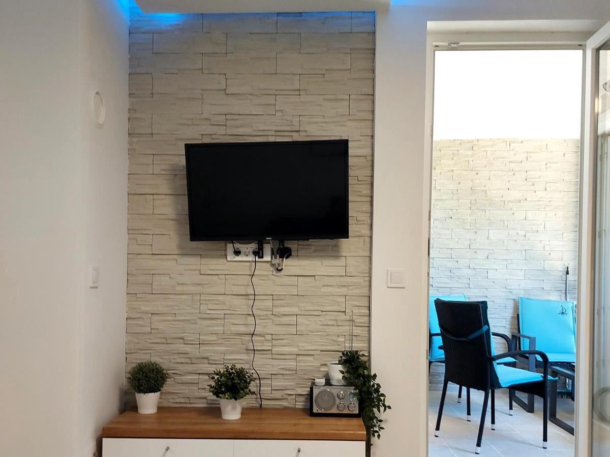 פורץ Apartman 1 מראה חיצוני תמונה